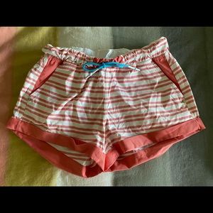 Lululemon drawstring coral striped shorts 6